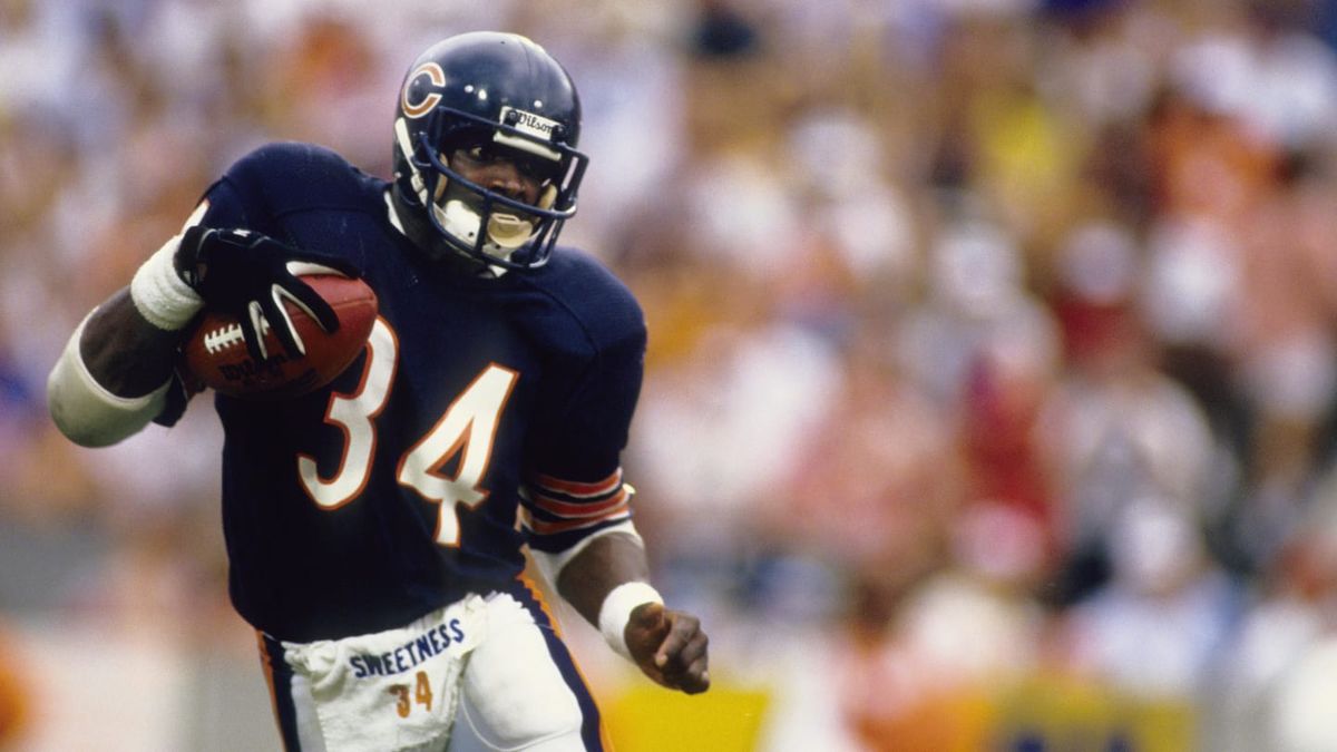 WATCH: Walter Payton highlights with hilarious narrator (News)