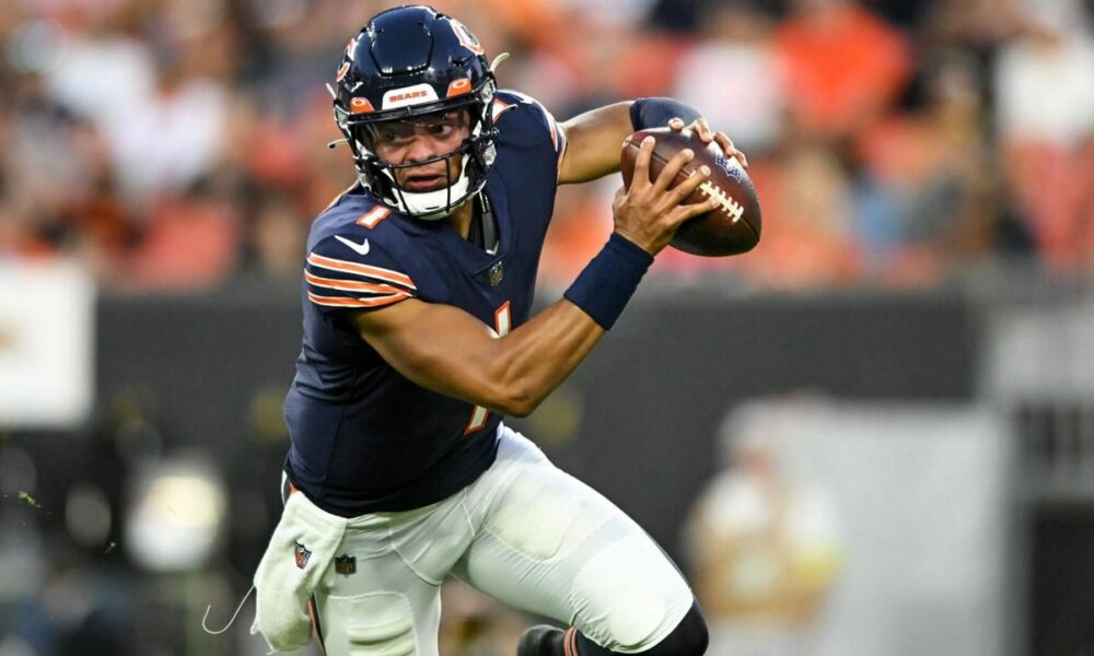 WATCH: Complete highlights of Justin Fields vs. Browns (2022 Season)