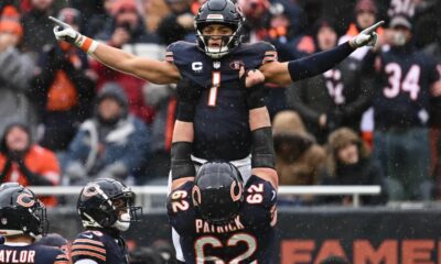 Justin Fields continues to impress Bears teammates even in losing effort (2022 Season)