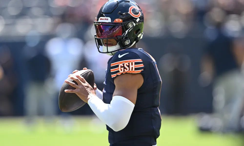 Justin Fields pitches perfect game in Bears' preseason opener vs. Titans (2023 Season)