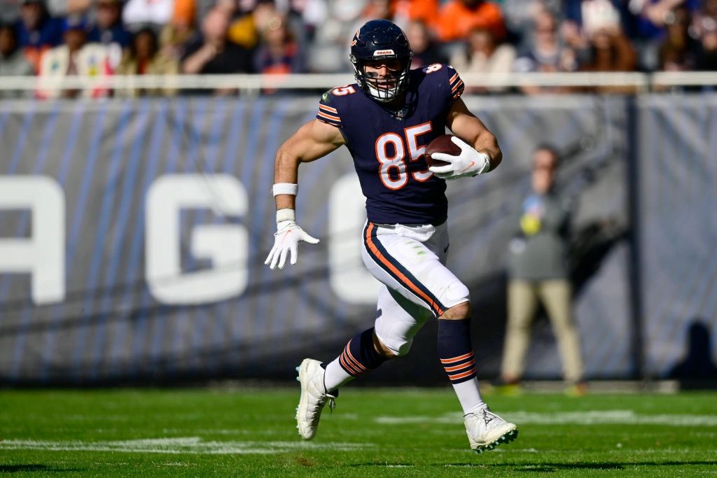 Should the Bears sign Cole Kmet to a contract extension this offseason? (Free Agency)