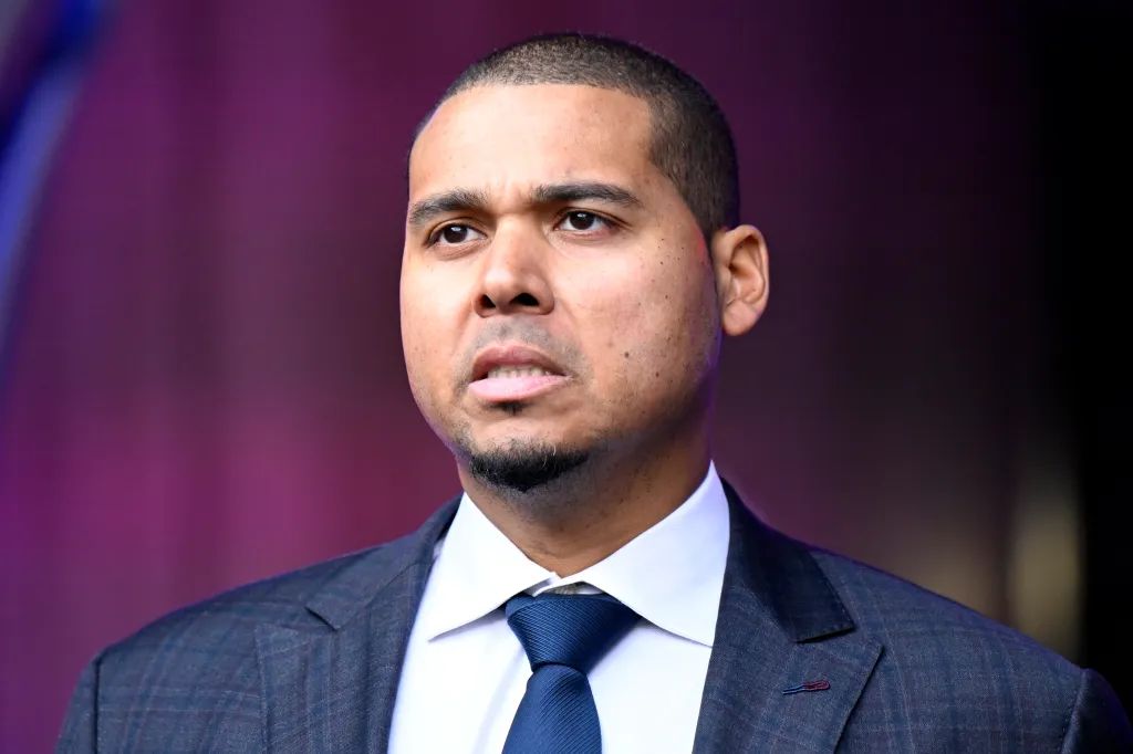 This ESPN mock draft has Bears moving on from Justin Fields (NFL Draft)