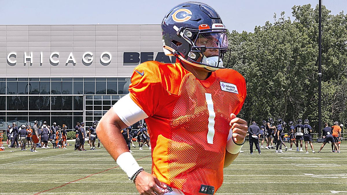 WATCH: Justin Fields shows off arm talent on impressive throw to N'Keal Harry (2022 Season)