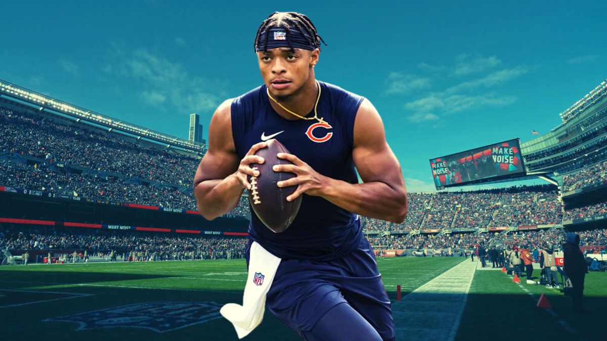 Bears coaches say experience is key to Justin Fields' success (2022 Season)