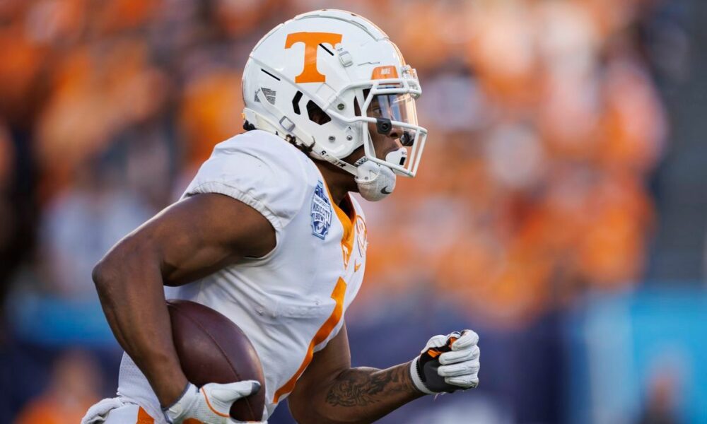 First look at Velus Jones Jr. in a Chicago Bears uniform (2022 Season)