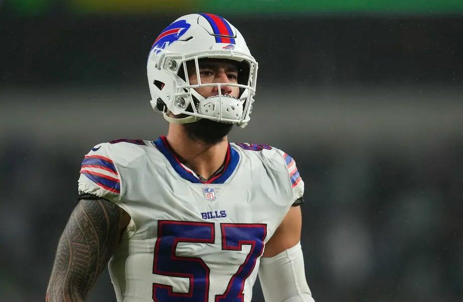 Should the Bears sign A.J. Epenesa? (News)