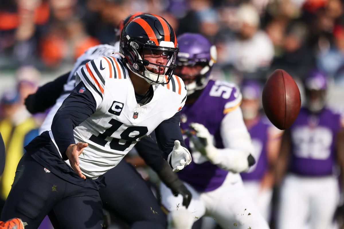 Studs and duds from Bears' Week 12overtime loss to Vikings (News)