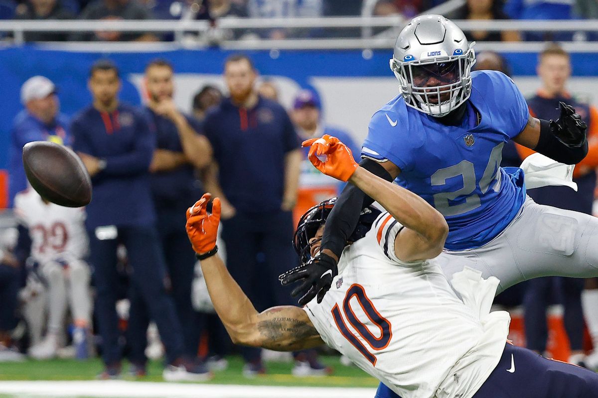 Justin Fields says connection with Chase Claypool 'will be rolling' next season after frustrating loss to Lions (2022 Season)