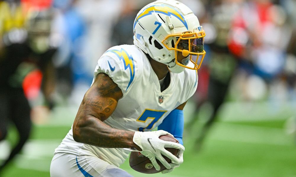 Bears Agree to Terms with Tight End Gerald Everett (Free Agency)