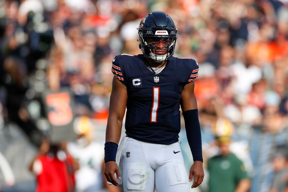 Justin Fields Trade Market: Which Team Will Land the Bears QB? (News)